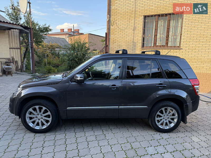 Внедорожник / Кроссовер Suzuki Grand Vitara 2016 в Днепре