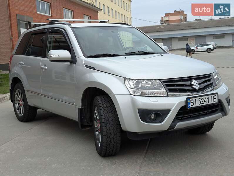 Внедорожник / Кроссовер Suzuki Grand Vitara 2016 в Полтаве