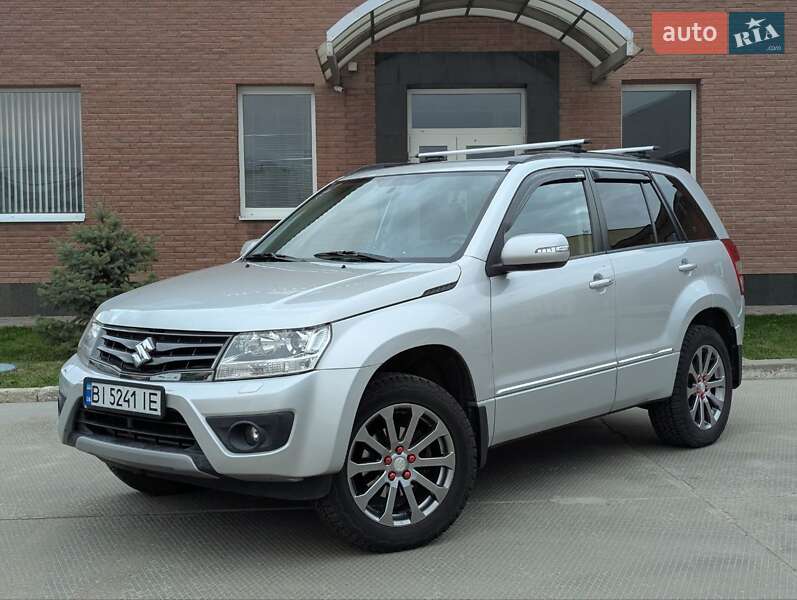 Внедорожник / Кроссовер Suzuki Grand Vitara 2016 в Полтаве
