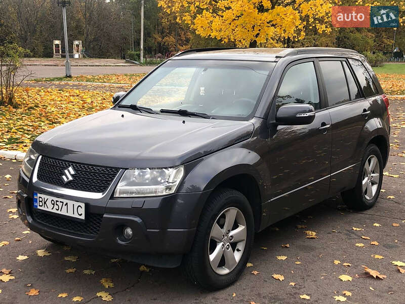 Позашляховик / Кросовер Suzuki Grand Vitara 2011 в Рівному