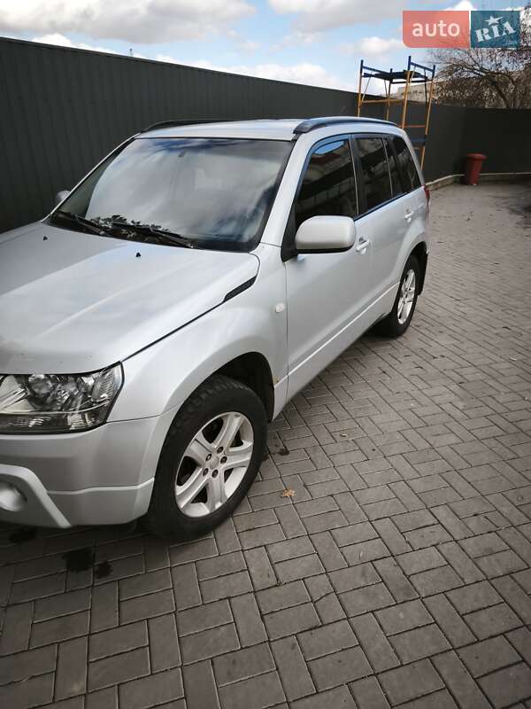 Внедорожник / Кроссовер Suzuki Grand Vitara 2007 в Хмельницком