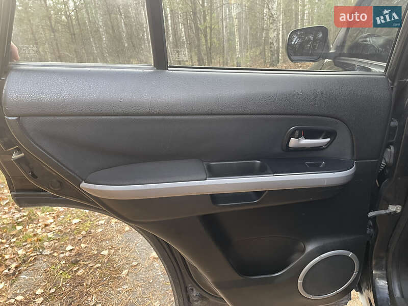 Внедорожник / Кроссовер Suzuki Grand Vitara 2007 в Малине фото 12 Внедорожник / Кроссовер Suzuki Grand Vitara 2007 в Малине