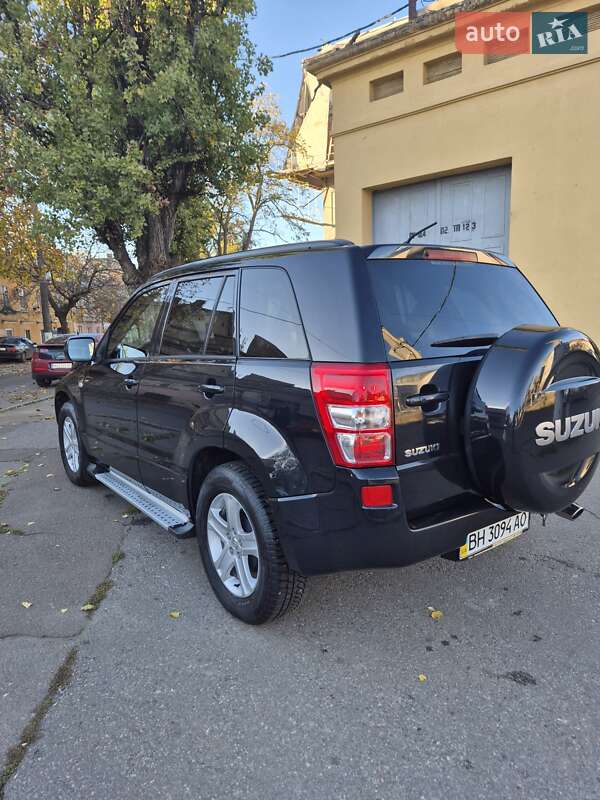 Внедорожник / Кроссовер Suzuki Grand Vitara 2006 в Раздельной