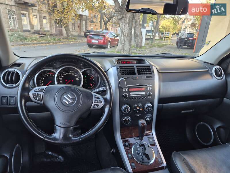 Внедорожник / Кроссовер Suzuki Grand Vitara 2006 в Раздельной