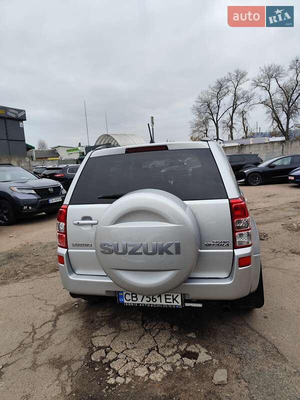Внедорожник / Кроссовер Suzuki Grand Vitara 2007 в Чернигове