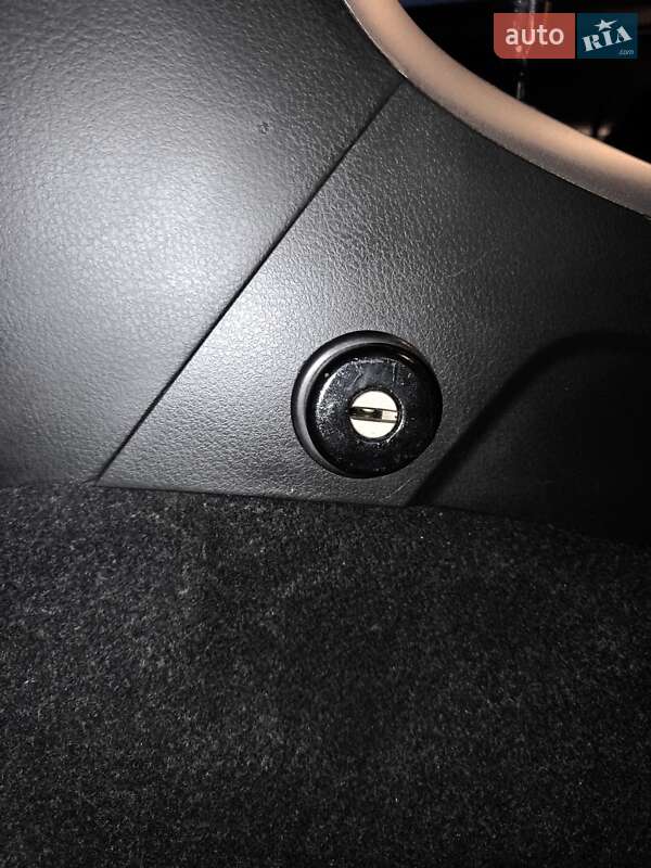 Внедорожник / Кроссовер Suzuki Grand Vitara 2006 в Раздельной