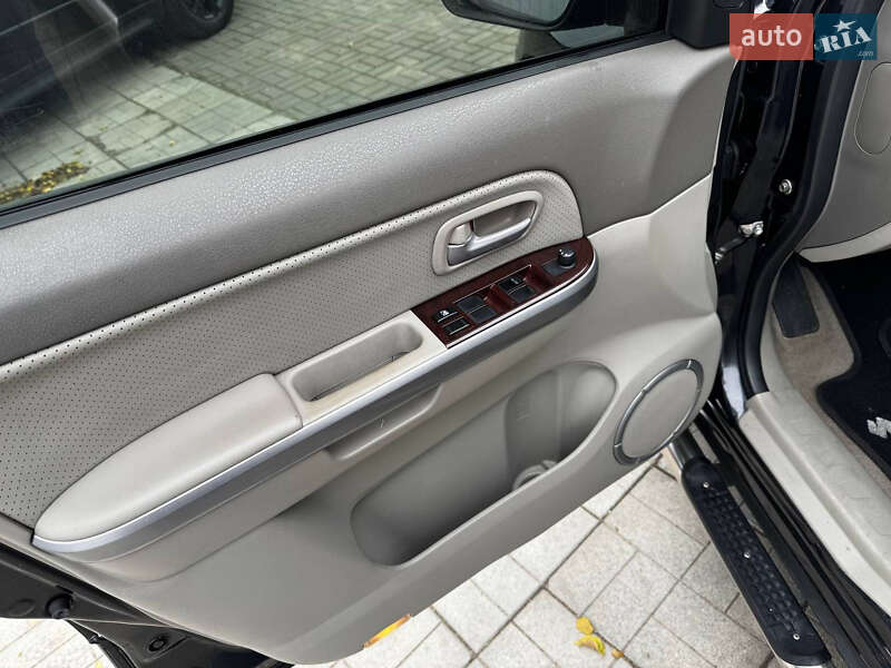 Внедорожник / Кроссовер Suzuki Grand Vitara 2006 в Днепре фото 7 Внедорожник / Кроссовер Suzuki Grand Vitara 2006 в Днепре