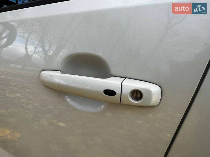 Внедорожник / Кроссовер Suzuki Grand Vitara 2010 в Киеве фото 10 Внедорожник / Кроссовер Suzuki Grand Vitara 2010 в Киеве