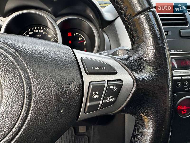 Внедорожник / Кроссовер Suzuki Grand Vitara 2010 в Киеве фото 15 Внедорожник / Кроссовер Suzuki Grand Vitara 2010 в Киеве