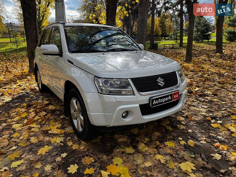 Внедорожник / Кроссовер Suzuki Grand Vitara 2010 в Киеве фото 3 Внедорожник / Кроссовер Suzuki Grand Vitara 2010 в Киеве