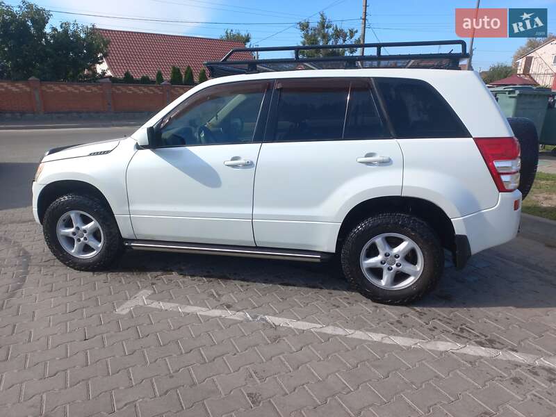 Внедорожник / Кроссовер Suzuki Grand Vitara 2012 в Василькове
