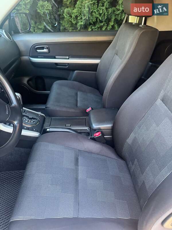 Внедорожник / Кроссовер Suzuki Grand Vitara 2008 в Киеве фото 5 Внедорожник / Кроссовер Suzuki Grand Vitara 2008 в Киеве