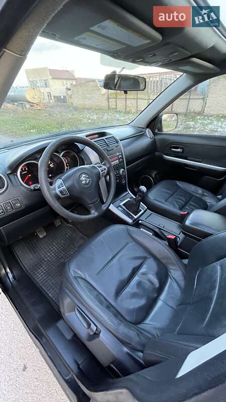 Внедорожник / Кроссовер Suzuki Grand Vitara 2007 в Ровно