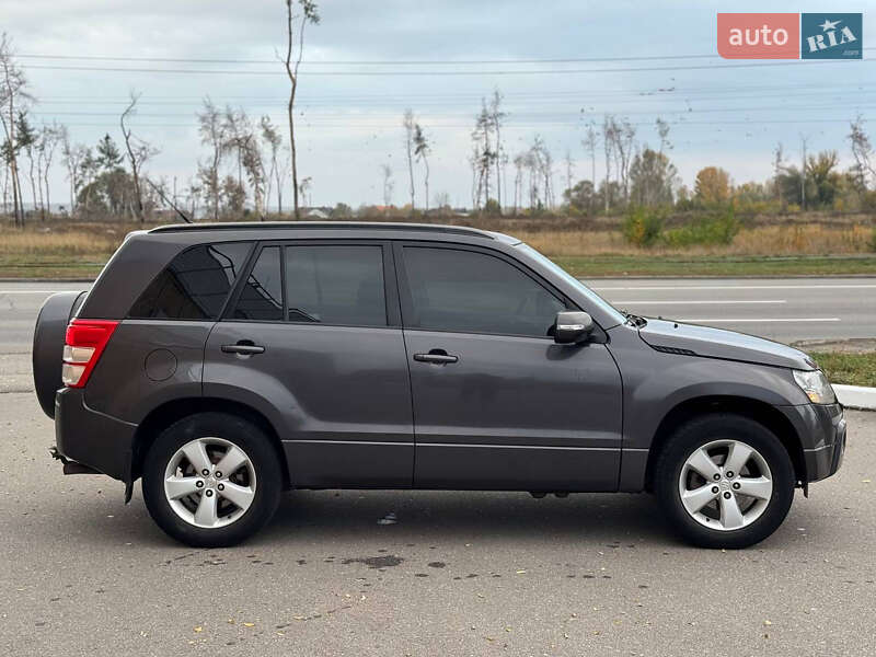 Внедорожник / Кроссовер Suzuki Grand Vitara 2010 в Харькове