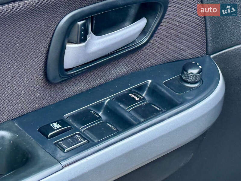 Внедорожник / Кроссовер Suzuki Grand Vitara 2010 в Харькове