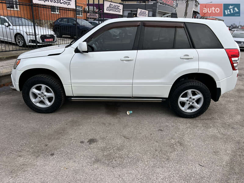 Suzuki Grand Vitara 2012