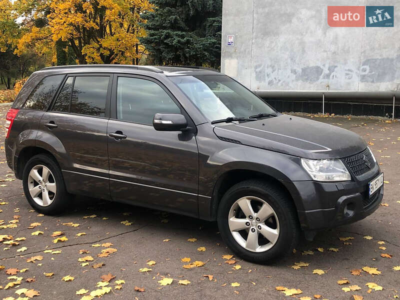 Внедорожник / Кроссовер Suzuki Grand Vitara 2011 в Ровно