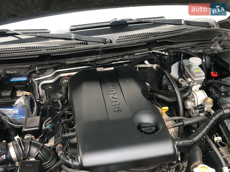 Внедорожник / Кроссовер Suzuki Grand Vitara 2011 в Ровно