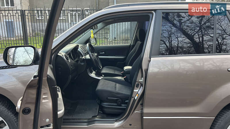 Внедорожник / Кроссовер Suzuki Grand Vitara 2016 в Харькове