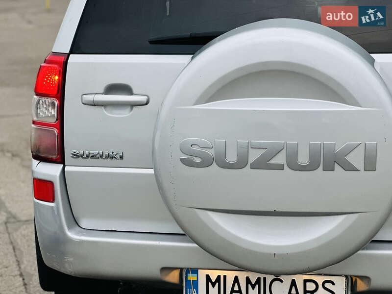 Внедорожник / Кроссовер Suzuki Grand Vitara 2006 в Харькове
