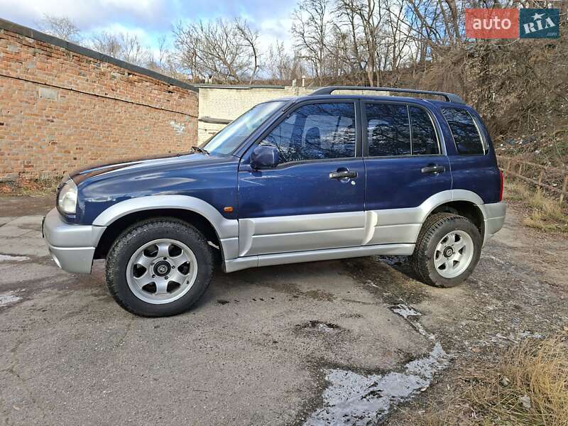 Позашляховик / Кросовер Suzuki Grand Vitara 2004 в Харкові