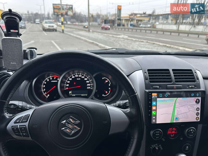 Позашляховик / Кросовер Suzuki Grand Vitara 2016 в Києві фото 16 Позашляховик / Кросовер Suzuki Grand Vitara 2016 в Києві