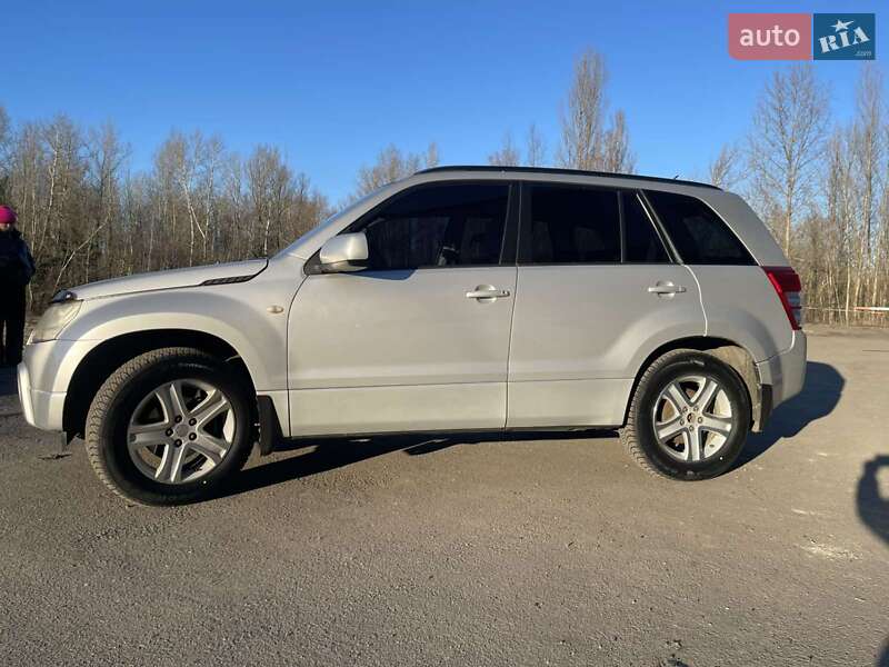 Внедорожник / Кроссовер Suzuki Grand Vitara 2007 в Киеве