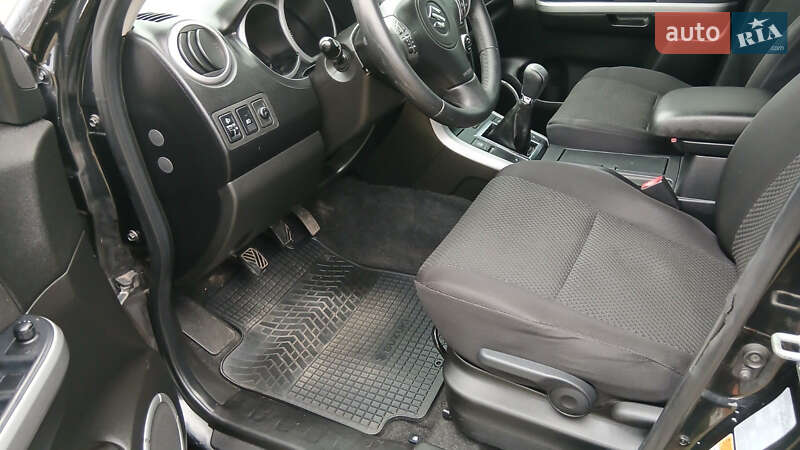 Внедорожник / Кроссовер Suzuki Grand Vitara 2011 в Харькове