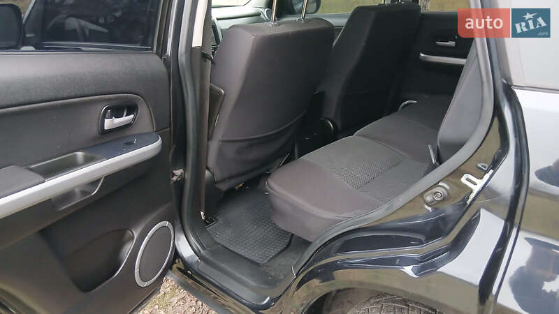 Внедорожник / Кроссовер Suzuki Grand Vitara 2011 в Харькове
