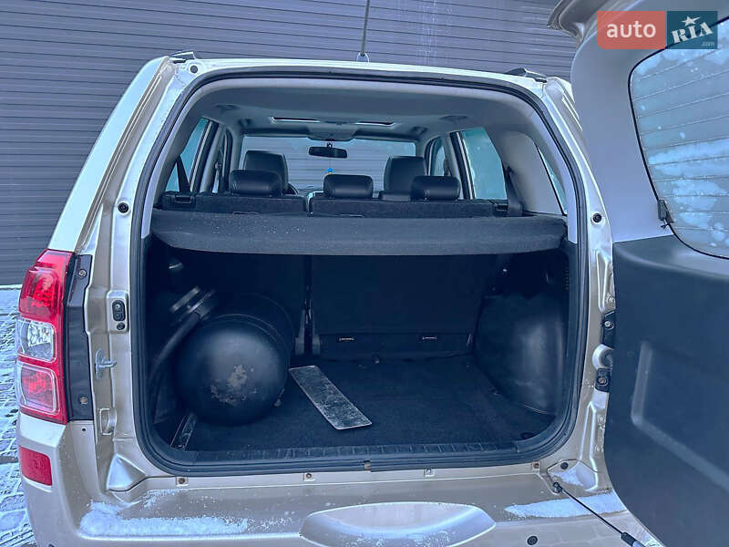 Внедорожник / Кроссовер Suzuki Grand Vitara 2008 в Каменском