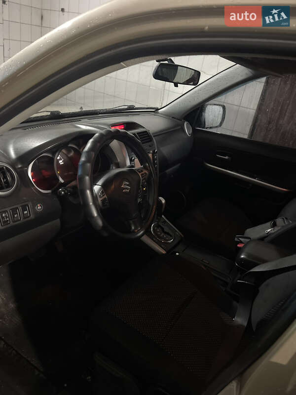 Позашляховик / Кросовер Suzuki Grand Vitara 2006 в Вінниці