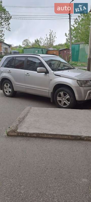 Позашляховик / Кросовер Suzuki Grand Vitara 2005 в Хмельницькому фото 4 Позашляховик / Кросовер Suzuki Grand Vitara 2005 в Хмельницькому