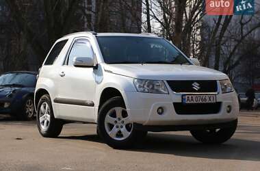 Позашляховик / Кросовер Suzuki Grand Vitara 2010 в Києві