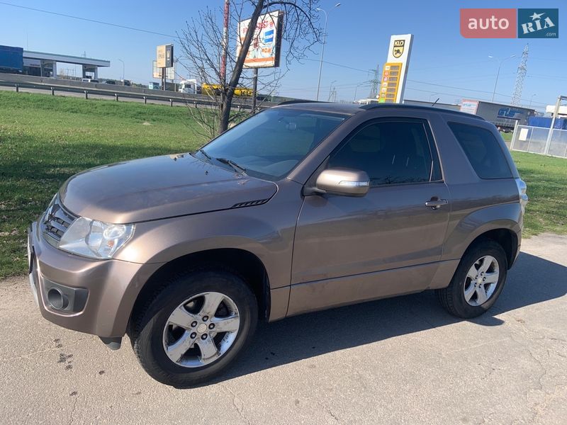 Внедорожник / Кроссовер Suzuki Grand Vitara 2014 в Киеве