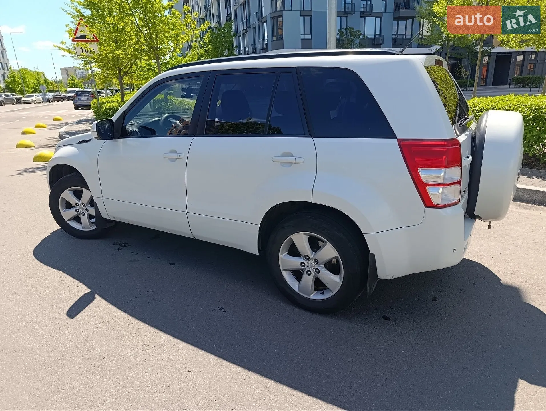 2010 Suzuki Grand Vitara - фото 1