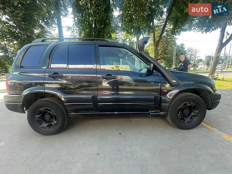 Suzuki Grand Vitara 2001 VIN JSAFTD82V00106442 фото оголошення 3 з 44