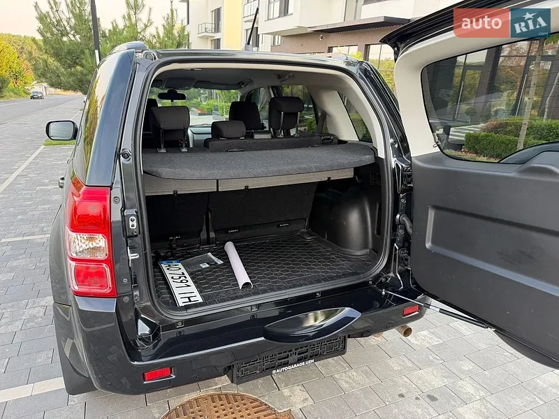 Suzuki Grand Vitara 2018 VIN JSAJTDA4V00360901 фото оголошення 53 з 95
