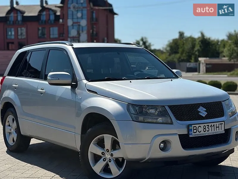 Suzuki Grand Vitara 2011