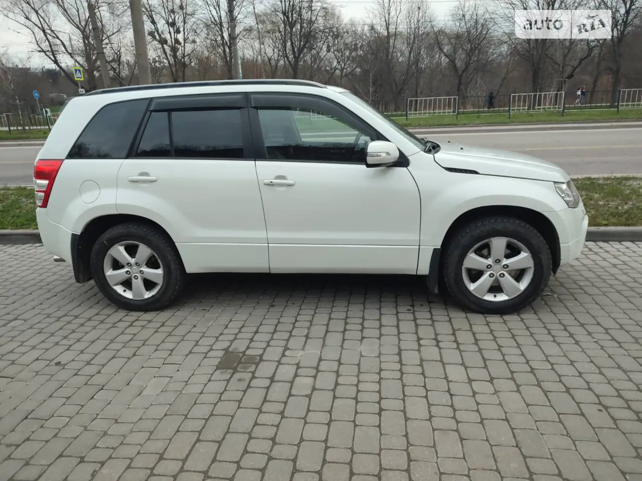 2010 Suzuki Grand Vitara - мініатюра 19