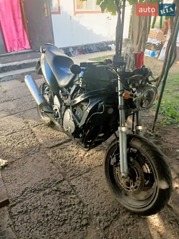 Suzuki GS 500 2001