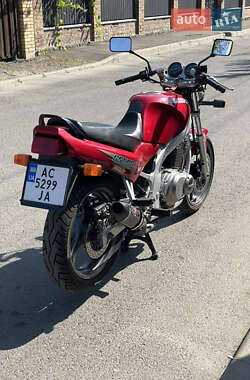Мотоцикл Без обтекателей (Naked bike) Suzuki GS 500E 1996 в 