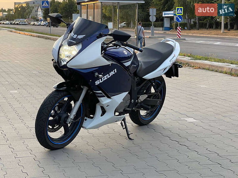 Спортбайк Suzuki GS 500F 2006 в 