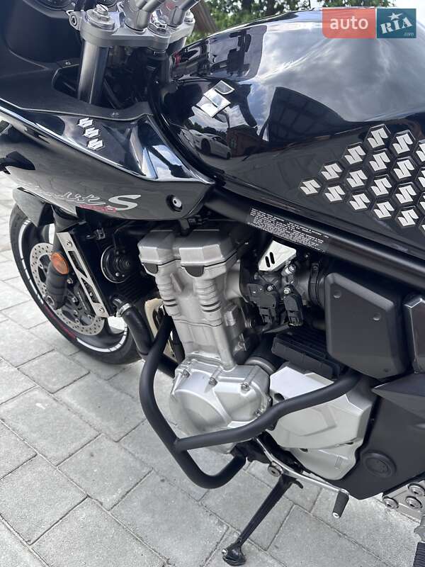 Мотоцикл Спорт-туризм Suzuki GSF 1250S 2007 в Каменке-Бугской фото 9 Мотоцикл Спорт-туризм Suzuki GSF 1250S 2007 в Каменке-Бугской