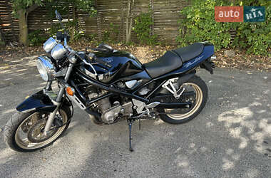 Мотоцикл Без обтекателей (Naked bike) Suzuki GSF 400 Bandit 1991 в 