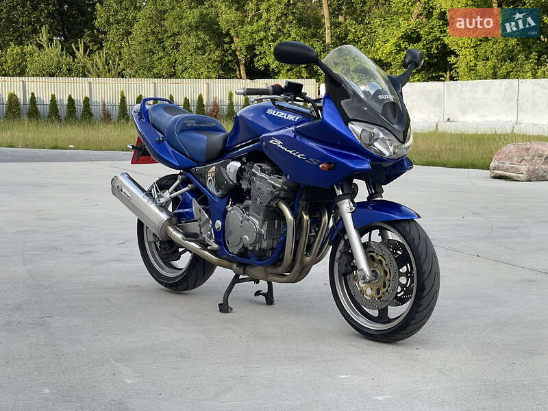 Мотоцикл Спорт-туризм Suzuki GSF 600 Bandit S 2002 в 