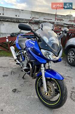 Мотоцикл Спорт-туризм Suzuki GSF 600 Bandit S 2002 в  фото 4 Мотоцикл Спорт-туризм Suzuki GSF 600 Bandit S 2002 в