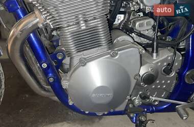 Мотоцикл Классик Suzuki GSF 600 Bandit 2000 в 