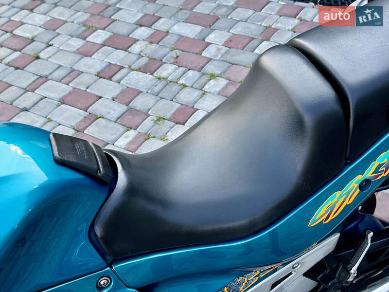 Мотоцикл Спорт-туризм Suzuki GSF 600X 1991 в Бердичеве фото 18 Мотоцикл Спорт-туризм Suzuki GSF 600X 1991 в Бердичеве