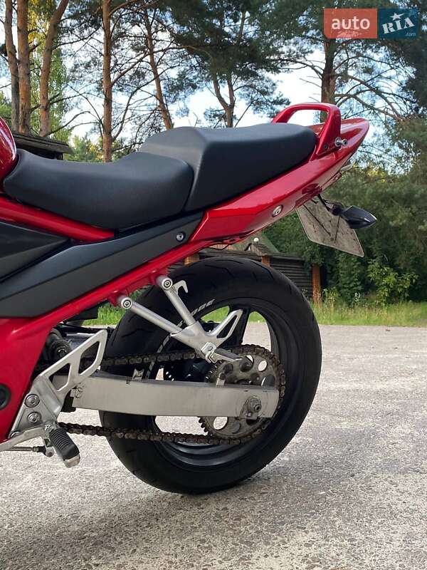 Мотоцикл Без обтекателей (Naked bike) Suzuki GSF 650 Bandit 2006 в Вараше
