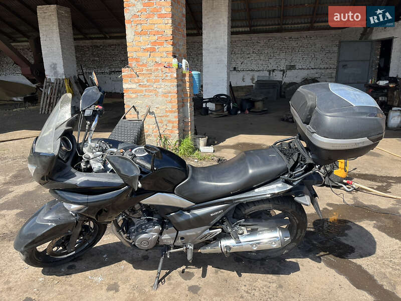 Мотоцикл Туризм Suzuki GSR 250 2017 в Виннице фото 7 Мотоцикл Туризм Suzuki GSR 250 2017 в Виннице